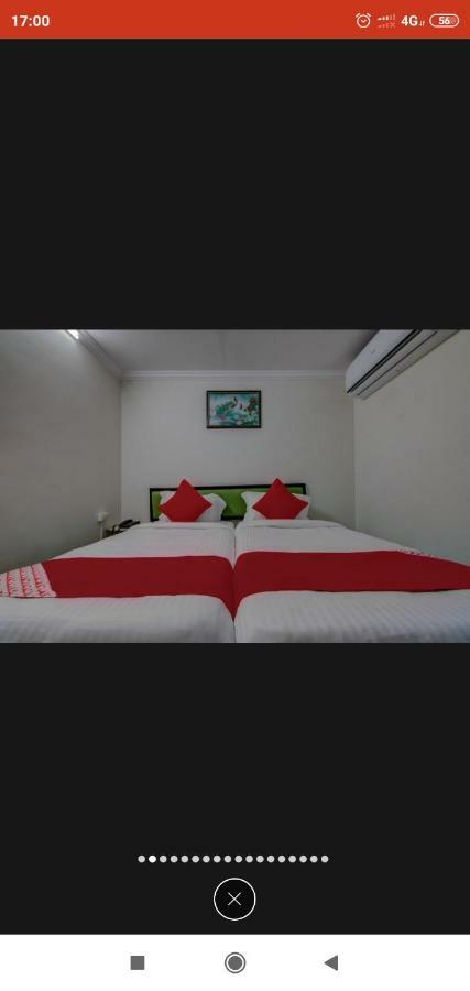 Anupama Hotel ヴィシャーカパトナム エクステリア 写真