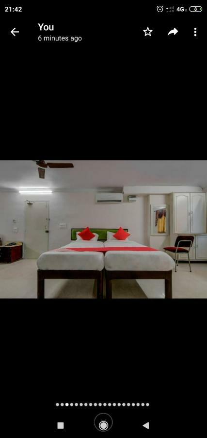 Anupama Hotel ヴィシャーカパトナム エクステリア 写真